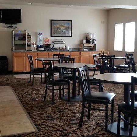 Baymont By Wyndham Harlan Hotel Ngoại thất bức ảnh