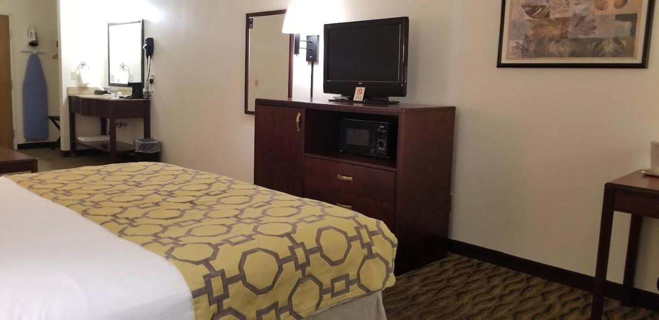 Baymont By Wyndham Harlan Hotel Ngoại thất bức ảnh